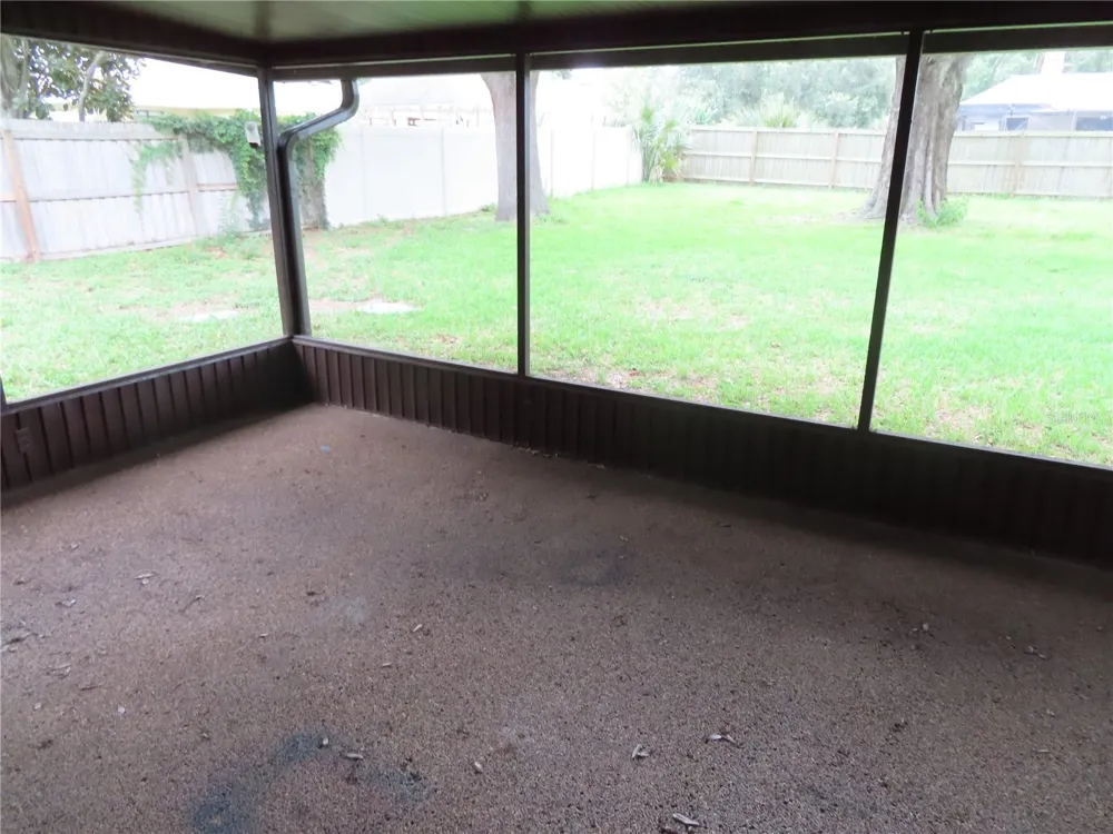 2016 AMESBURY DRIVE Auburndale, FL 33823