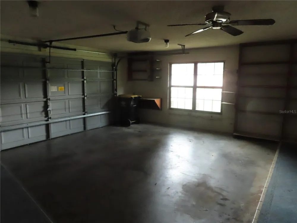 2016 AMESBURY DRIVE Auburndale, FL 33823