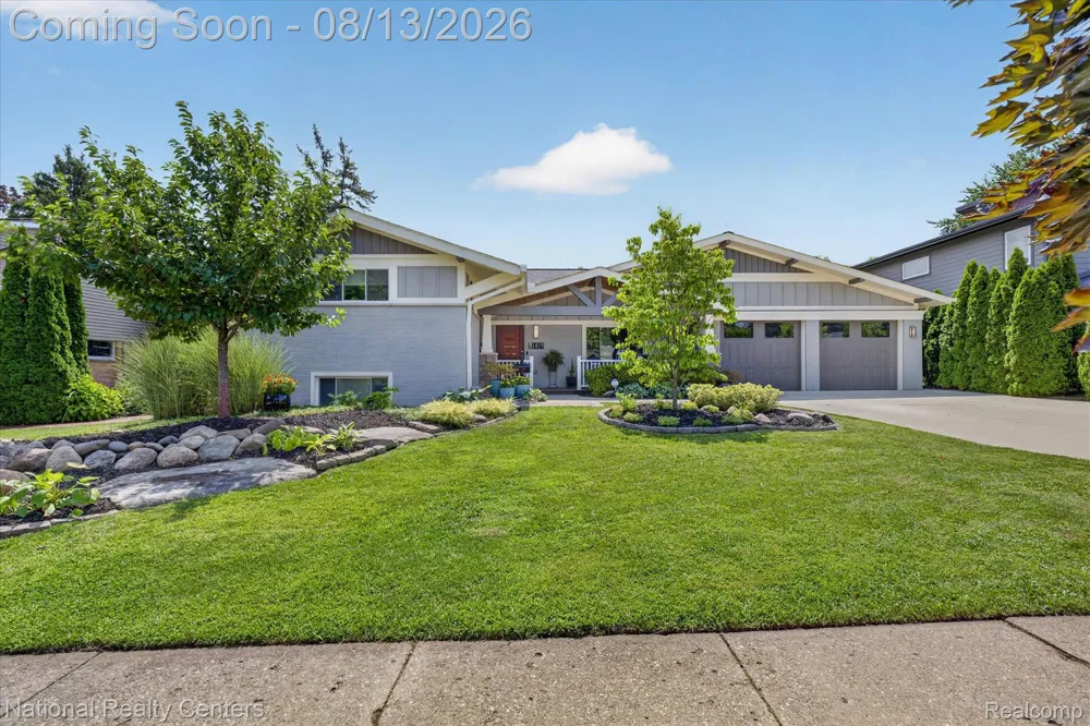 1419 Carol Avenue Plymouth City, MI 48170