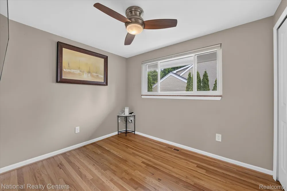 1419 Carol Avenue Plymouth City, MI 48170