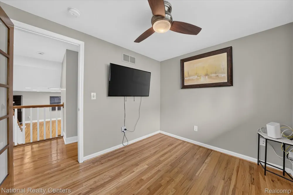 1419 Carol Avenue Plymouth City, MI 48170