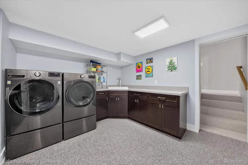 1419 Carol Avenue Plymouth City, MI 48170