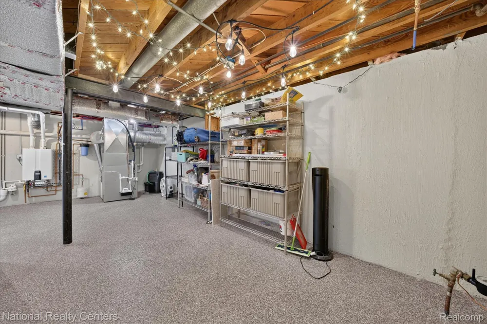 1419 Carol Avenue Plymouth City, MI 48170