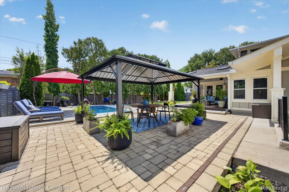 1419 Carol Avenue Plymouth City, MI 48170