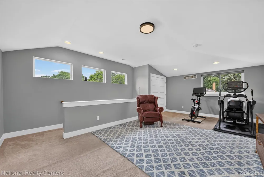 1419 Carol Avenue Plymouth City, MI 48170