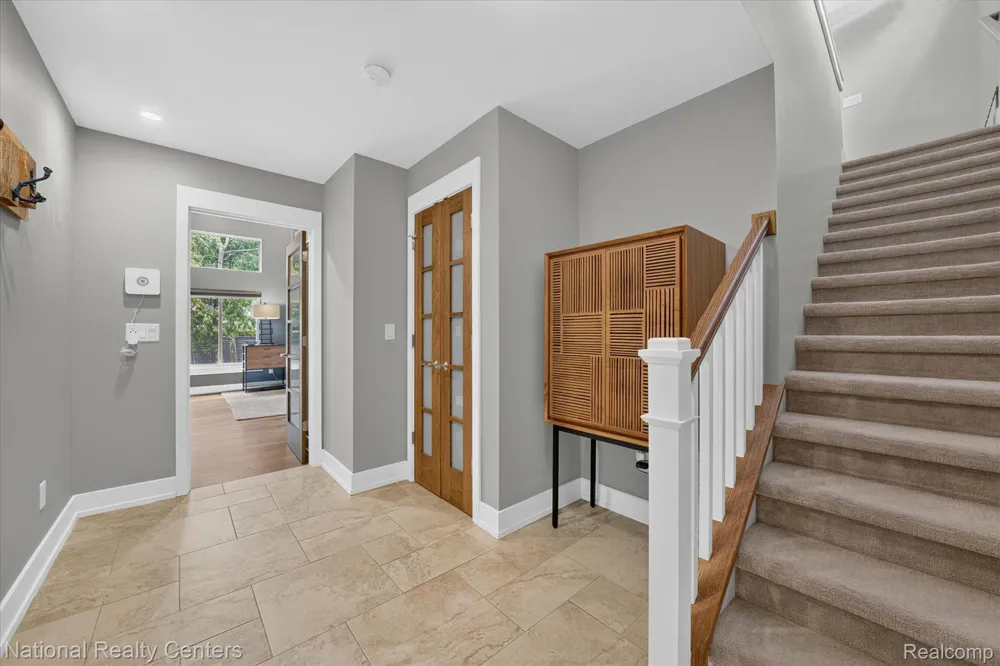 1419 Carol Avenue Plymouth City, MI 48170