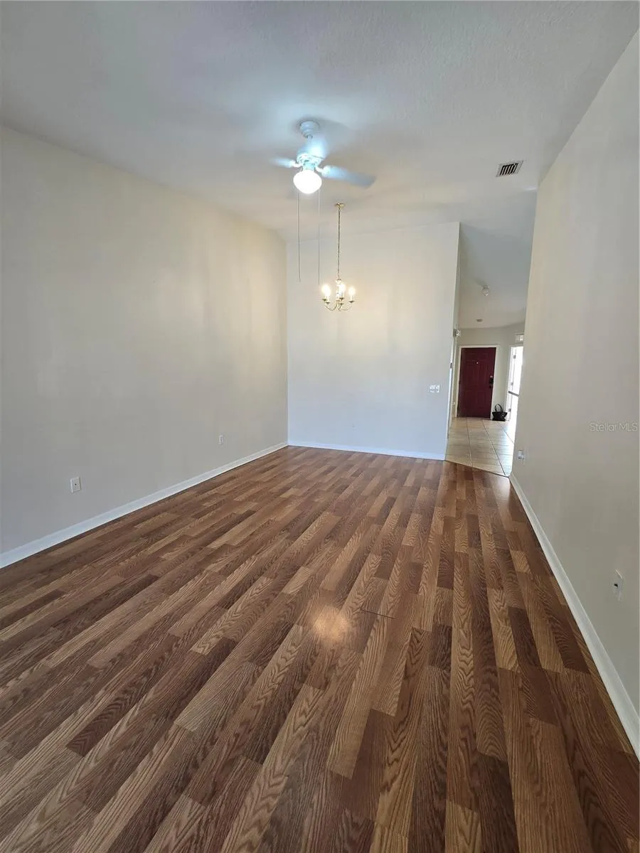 2790 CLUB CORTILE CIRCLE #B Kissimmee, FL 34746