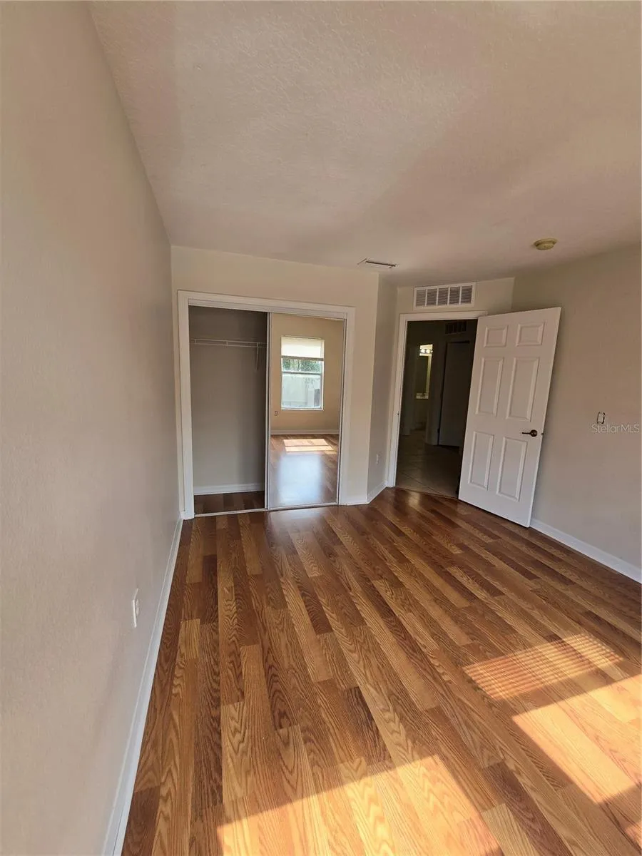 2790 CLUB CORTILE CIRCLE #B Kissimmee, FL 34746