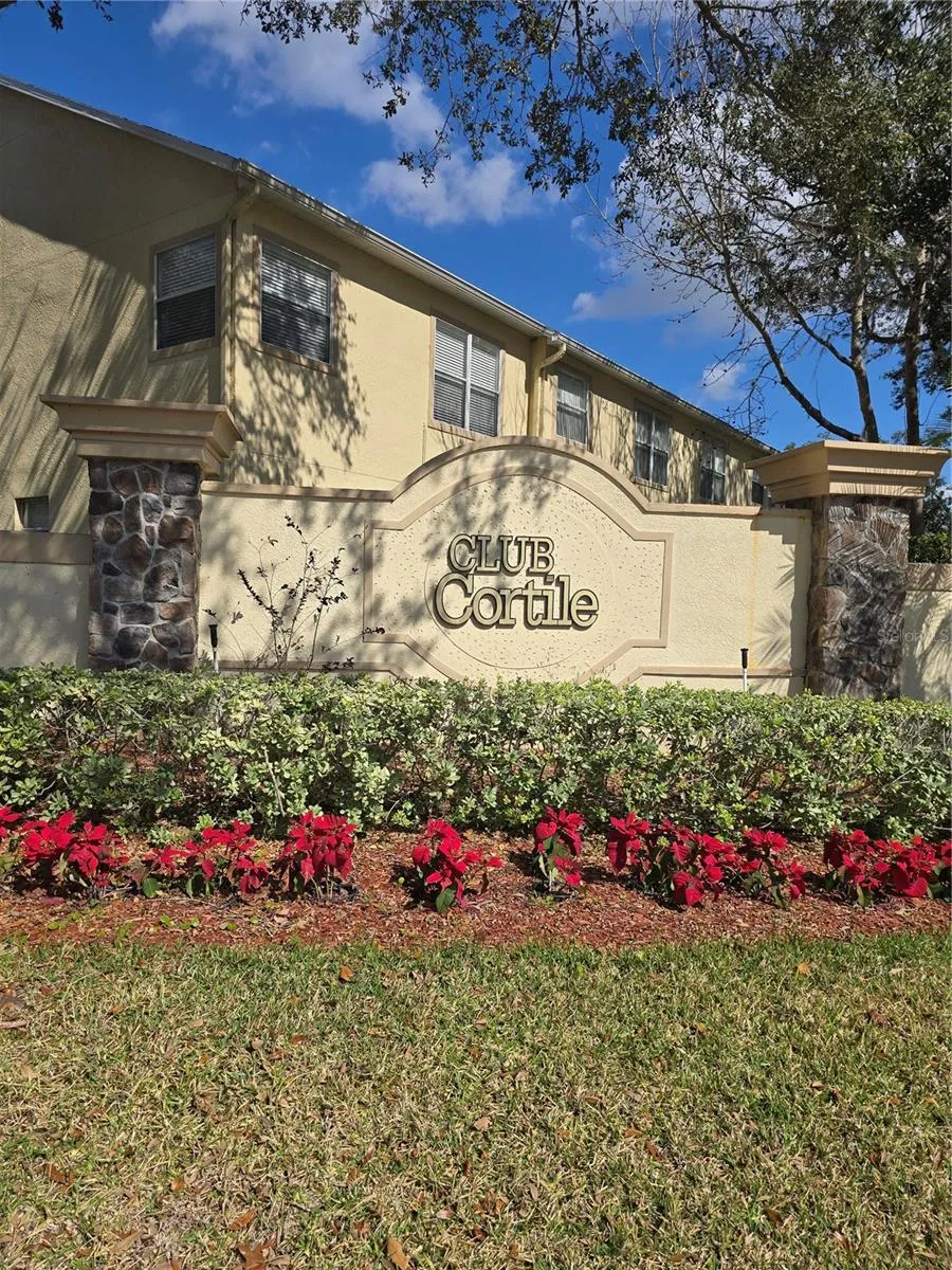 2790 CLUB CORTILE CIRCLE #B Kissimmee, FL 34746