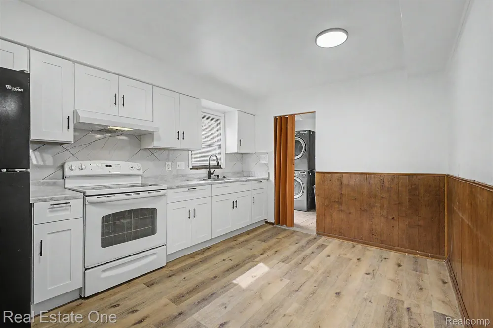 26809 Dartmouth Street Inkster City, MI 48141