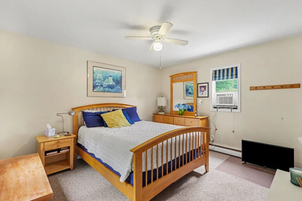 2335 Bluffton Avenue Muskegon City, MI 49441