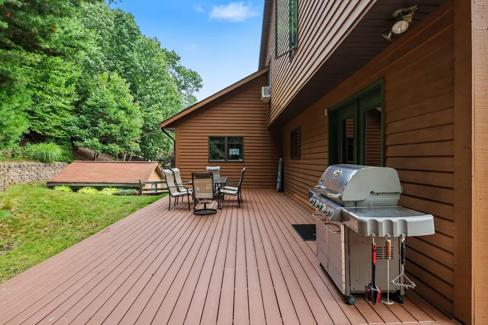 2335 Bluffton Avenue Muskegon City, MI 49441