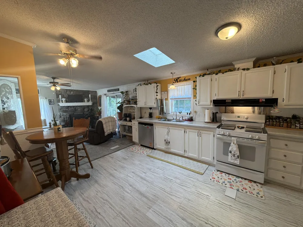 14279 Winters Creek W Olive Township, MI 49460