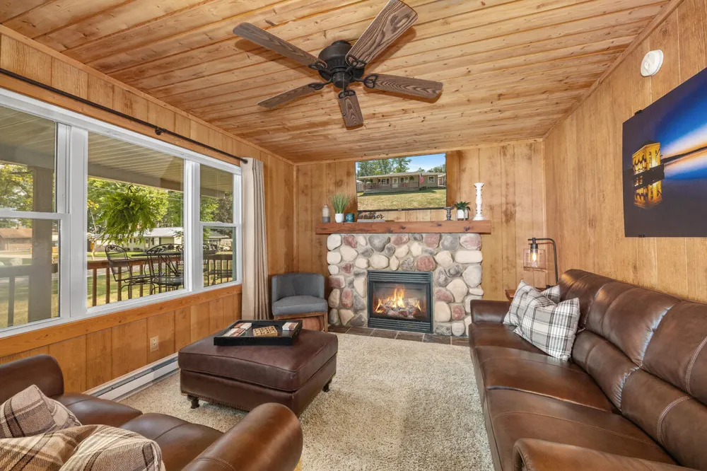 1655 S Camp Avenue Big Prairie Township, MI 49349