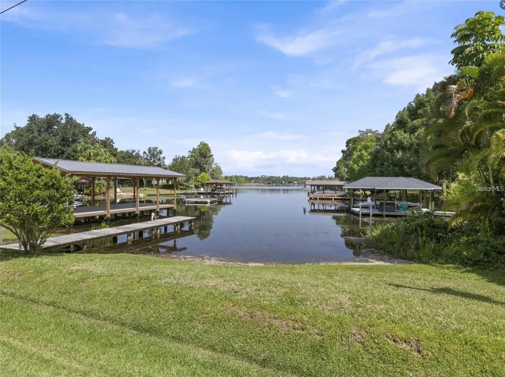 212 W 1ST AVENUE Windermere, FL 34786