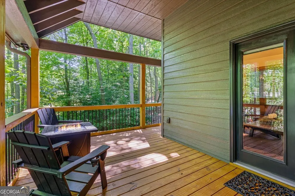 27 Village WAY Blairsville, GA 30512