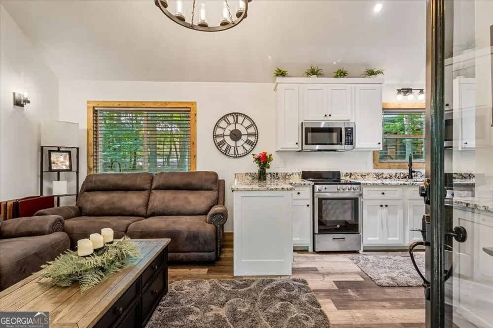 27 Village WAY Blairsville, GA 30512