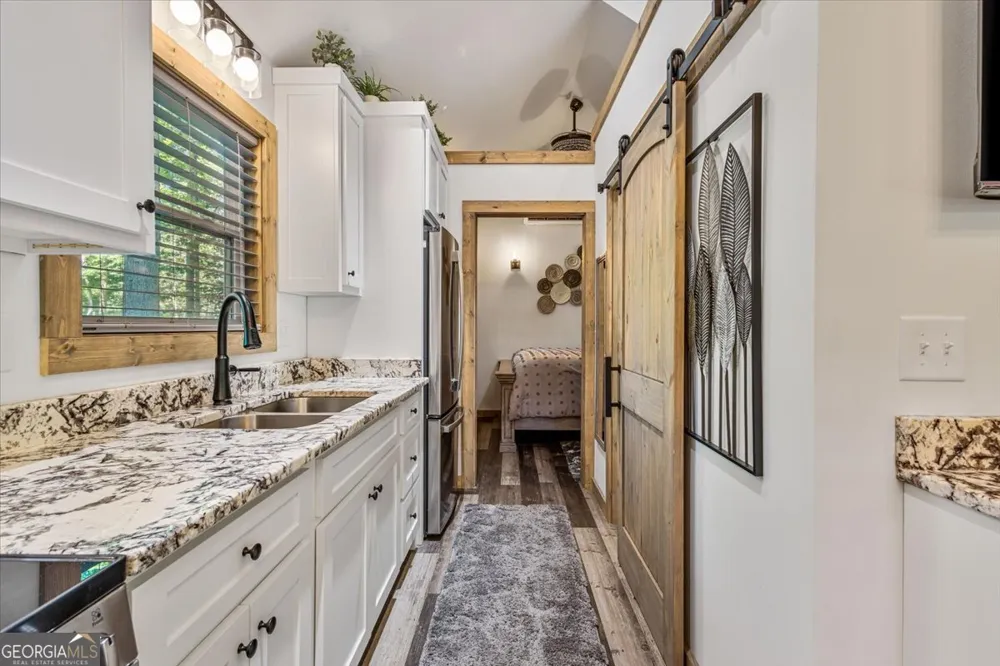 27 Village WAY Blairsville, GA 30512