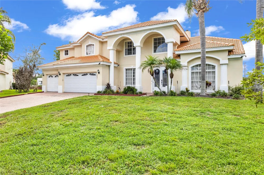 8631 TERRACE PINES COURT Orlando, FL 32836