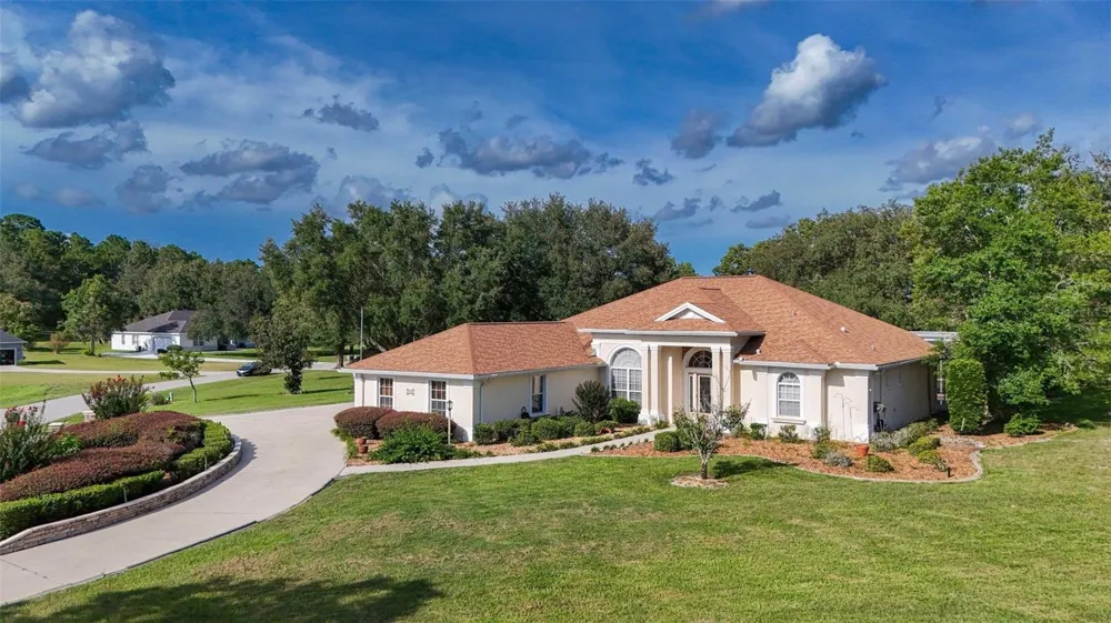 926 E TRIPLE CROWN LOOP Hernando, FL 34442