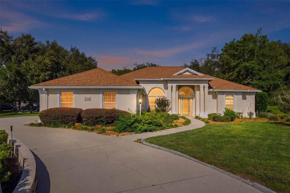 926 E TRIPLE CROWN LOOP Hernando, FL 34442