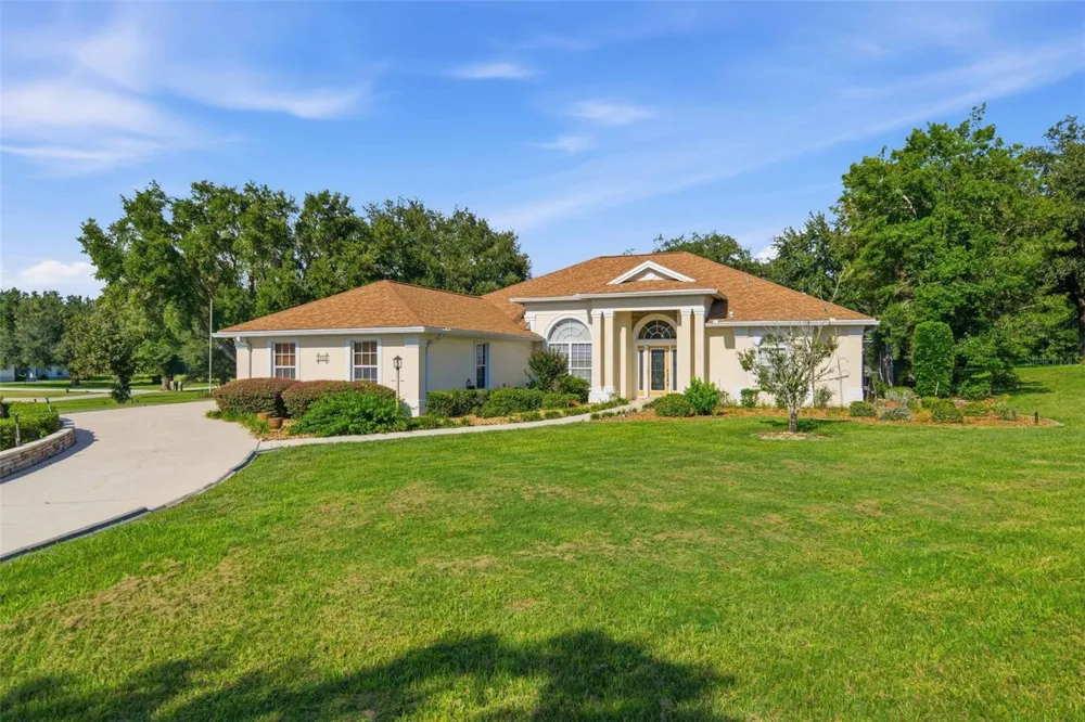 926 E TRIPLE CROWN LOOP Hernando, FL 34442