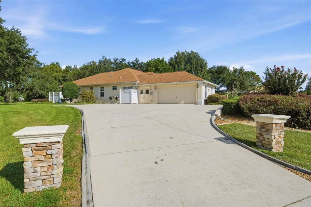 926 E TRIPLE CROWN LOOP Hernando, FL 34442