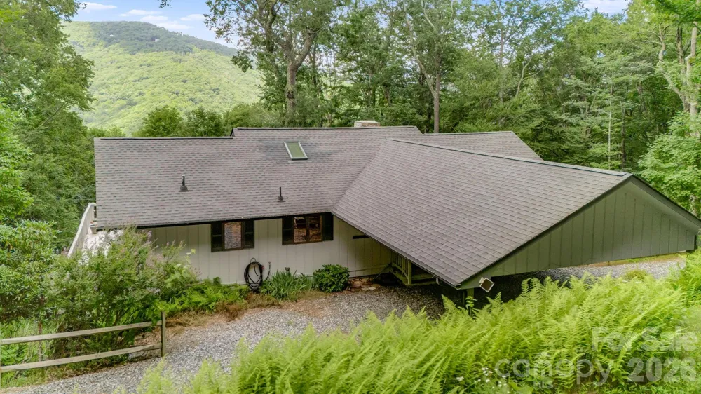 38 Bee Tree Lane Mars Hill, NC 28754