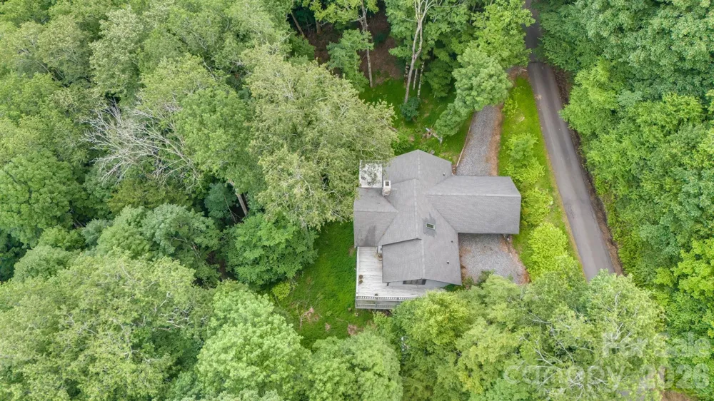 38 Bee Tree Lane Mars Hill, NC 28754