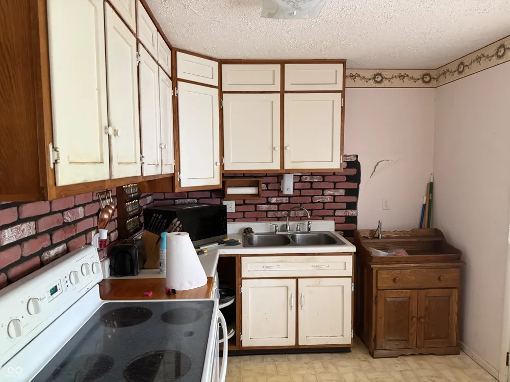 1420 Pierce Drive Plainfield, IN 46168