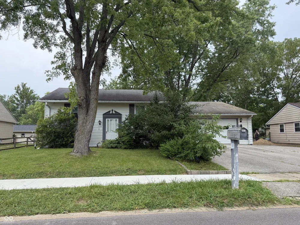 1420 Pierce Drive Plainfield, IN 46168