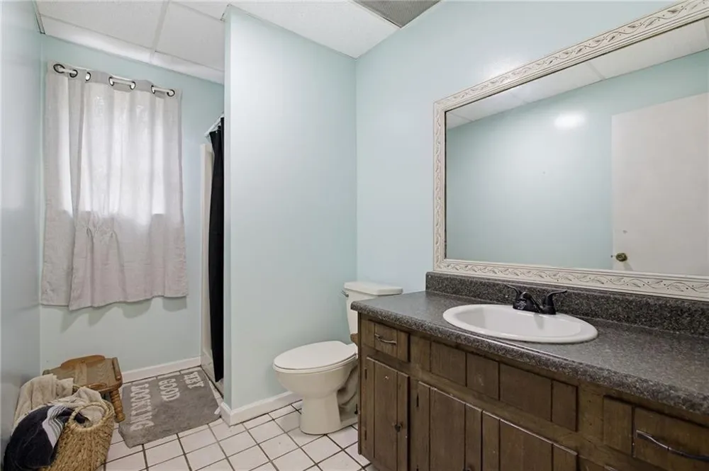 110 Crestmont Drive Calhoun, GA 30701