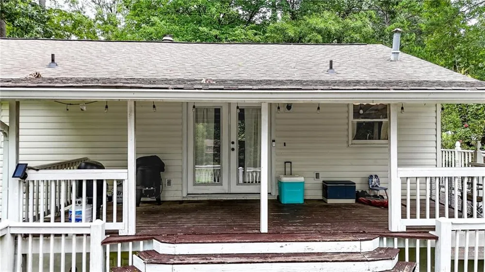 110 Crestmont Drive Calhoun, GA 30701
