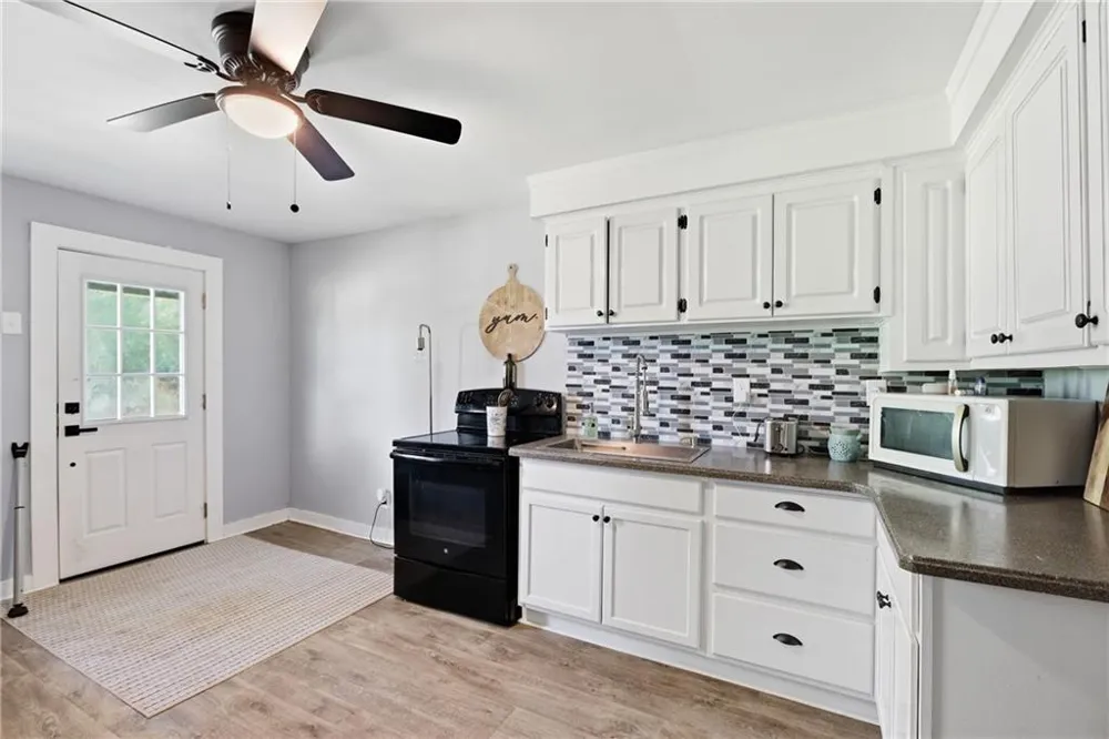 1197 Highway 115 Demorest, GA 30535