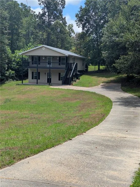58 E Pinewood Drive Dahlonega, GA 30533