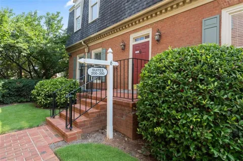 7000 Peachtree Dunwoody Road NE, Building 6 #250