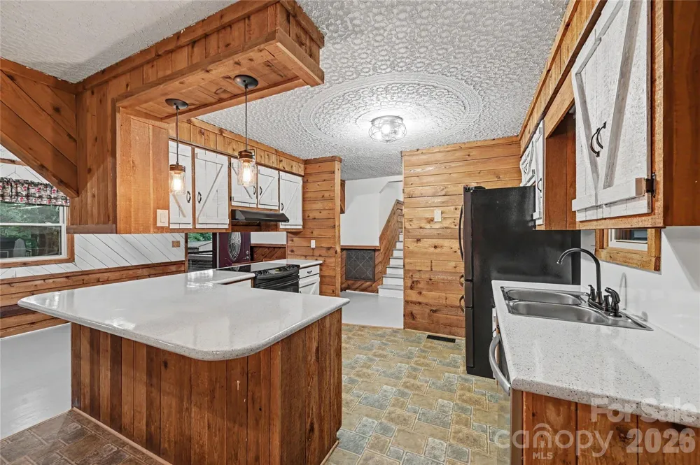 608 Hoyle Street Lincolnton, NC 28092