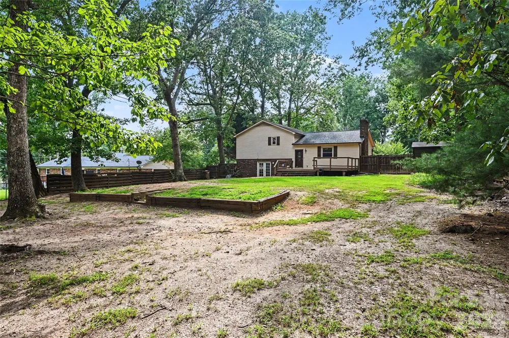 608 Hoyle Street Lincolnton, NC 28092