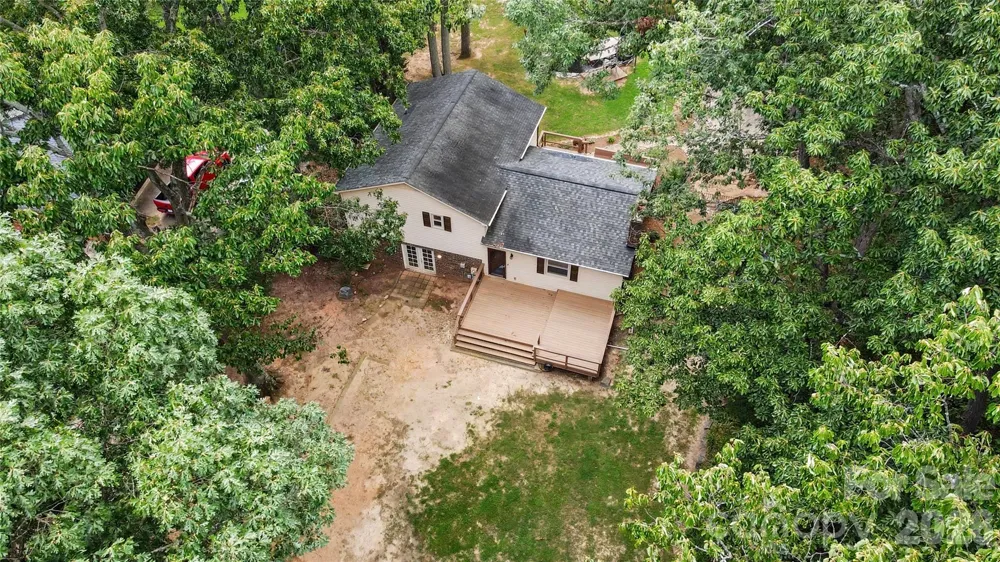 608 Hoyle Street Lincolnton, NC 28092