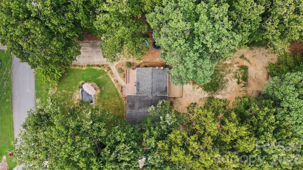 608 Hoyle Street Lincolnton, NC 28092