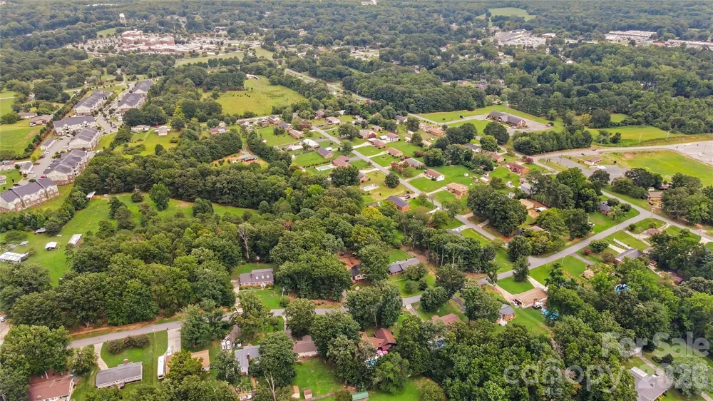 608 Hoyle Street Lincolnton, NC 28092