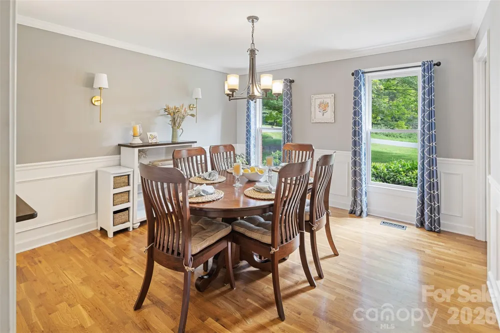 1413 Windemere Lane Hickory, NC 28602
