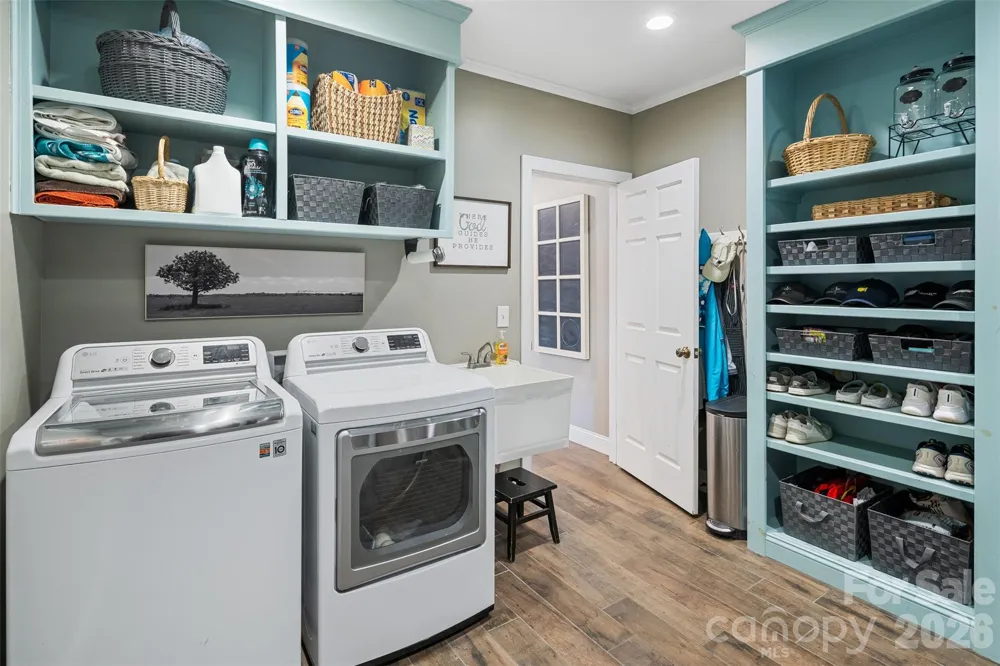 1413 Windemere Lane Hickory, NC 28602