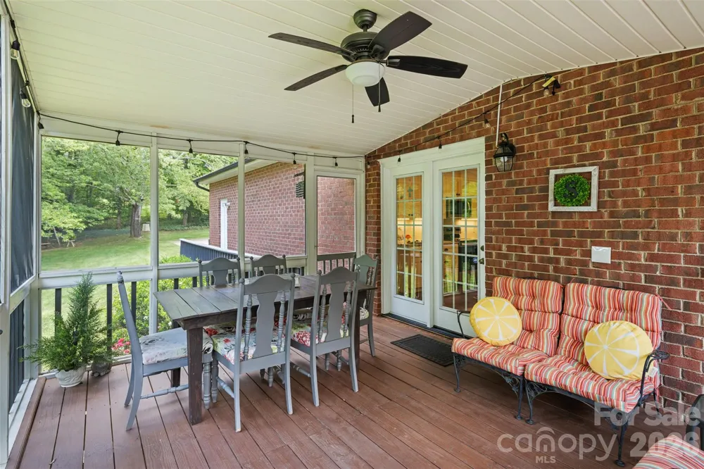 1413 Windemere Lane Hickory, NC 28602
