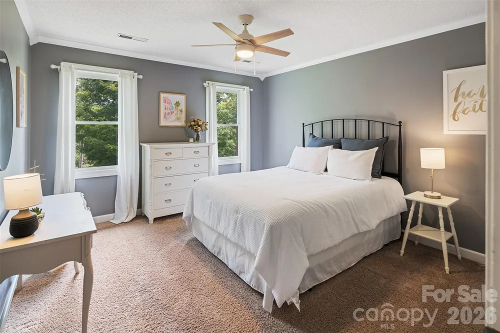 1413 Windemere Lane Hickory, NC 28602