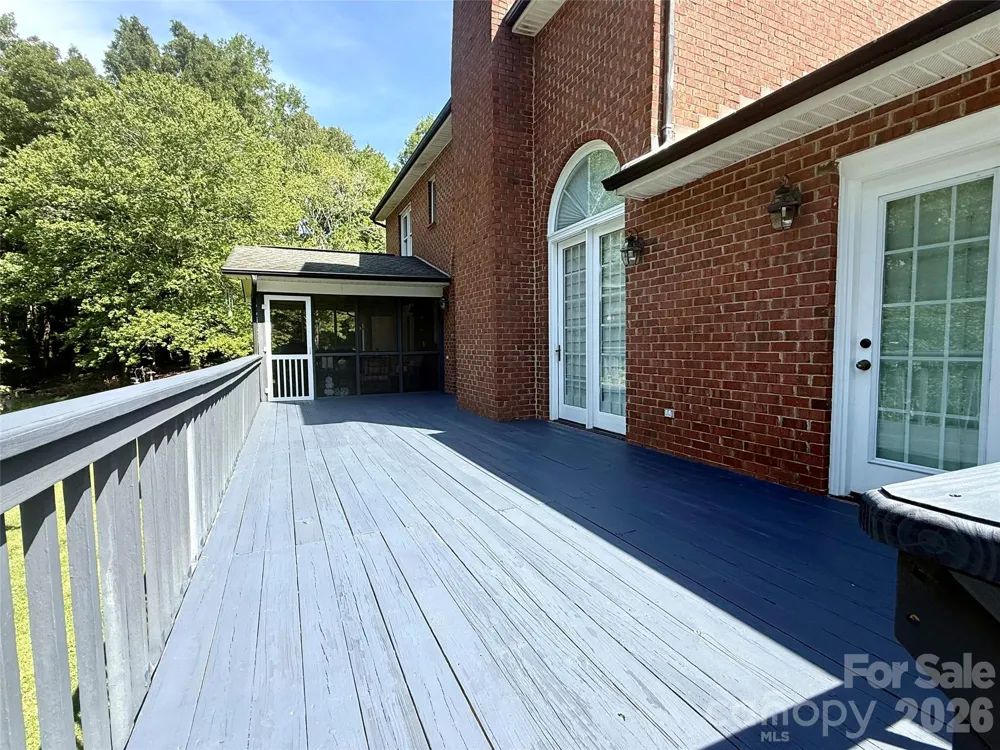 1413 Windemere Lane Hickory, NC 28602