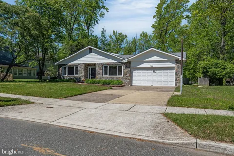 417 MONMOUTH DRIVE