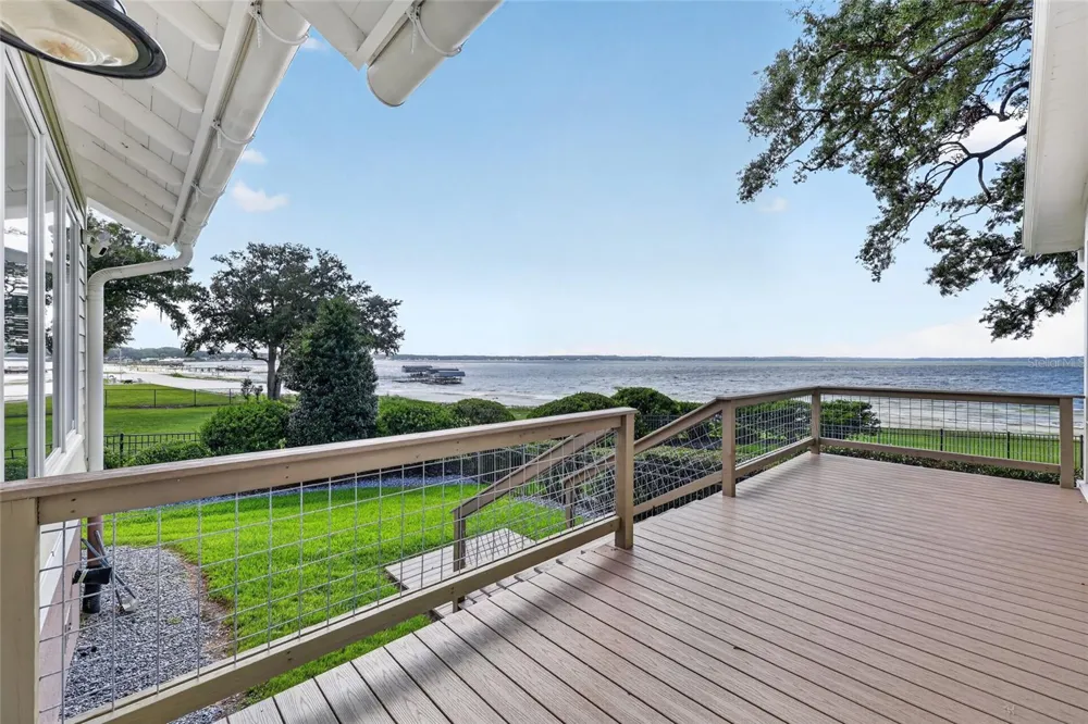 12950 E HIGHWAY 25 Ocklawaha, FL 32179