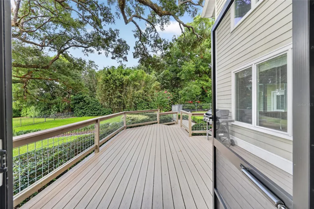 12950 E HIGHWAY 25 Ocklawaha, FL 32179