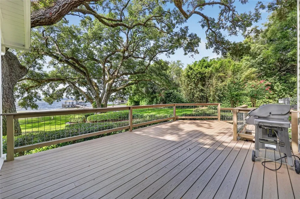 12950 E HIGHWAY 25 Ocklawaha, FL 32179